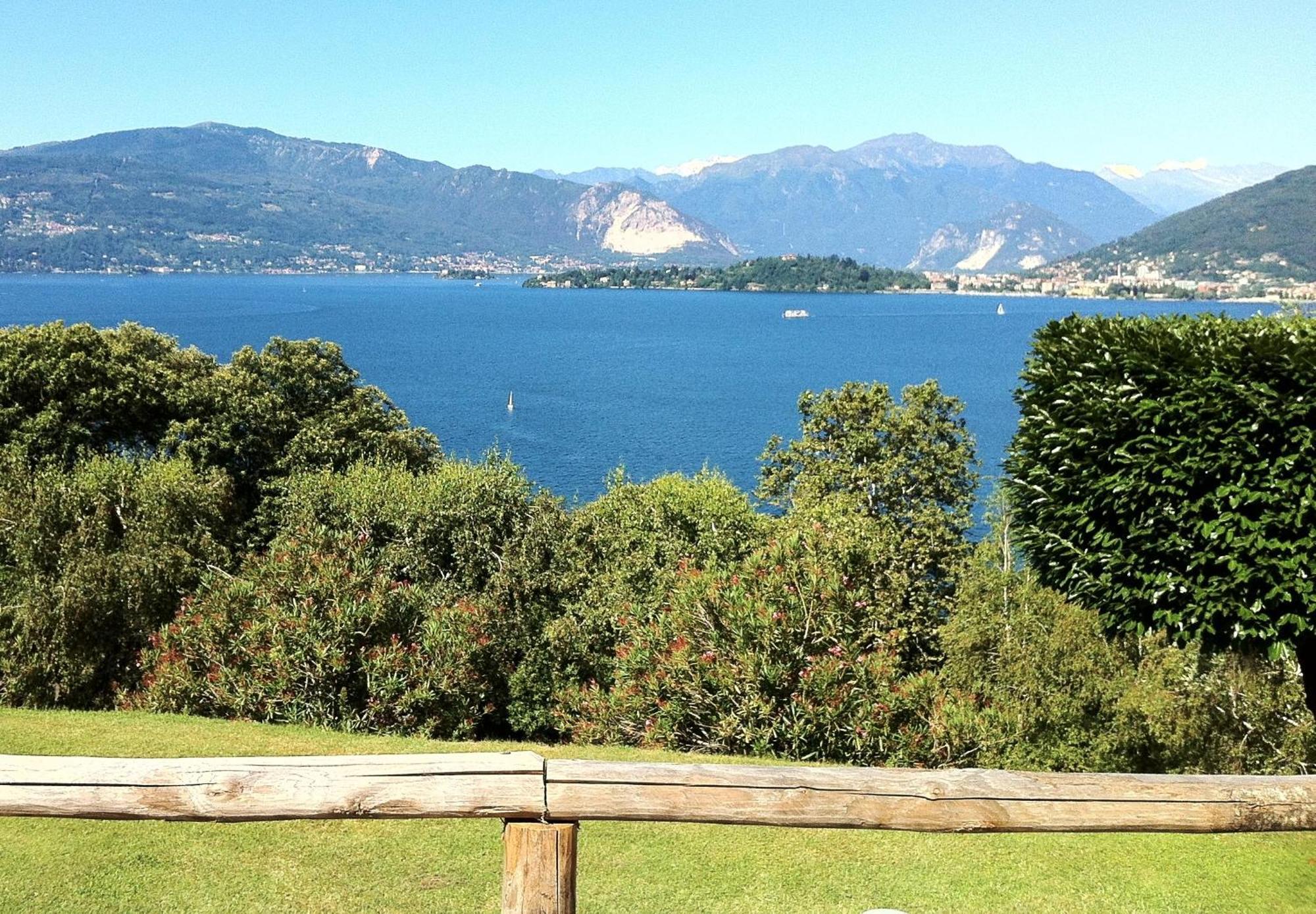 Locanda Pozzetto Laveno-Mombello Exterior foto