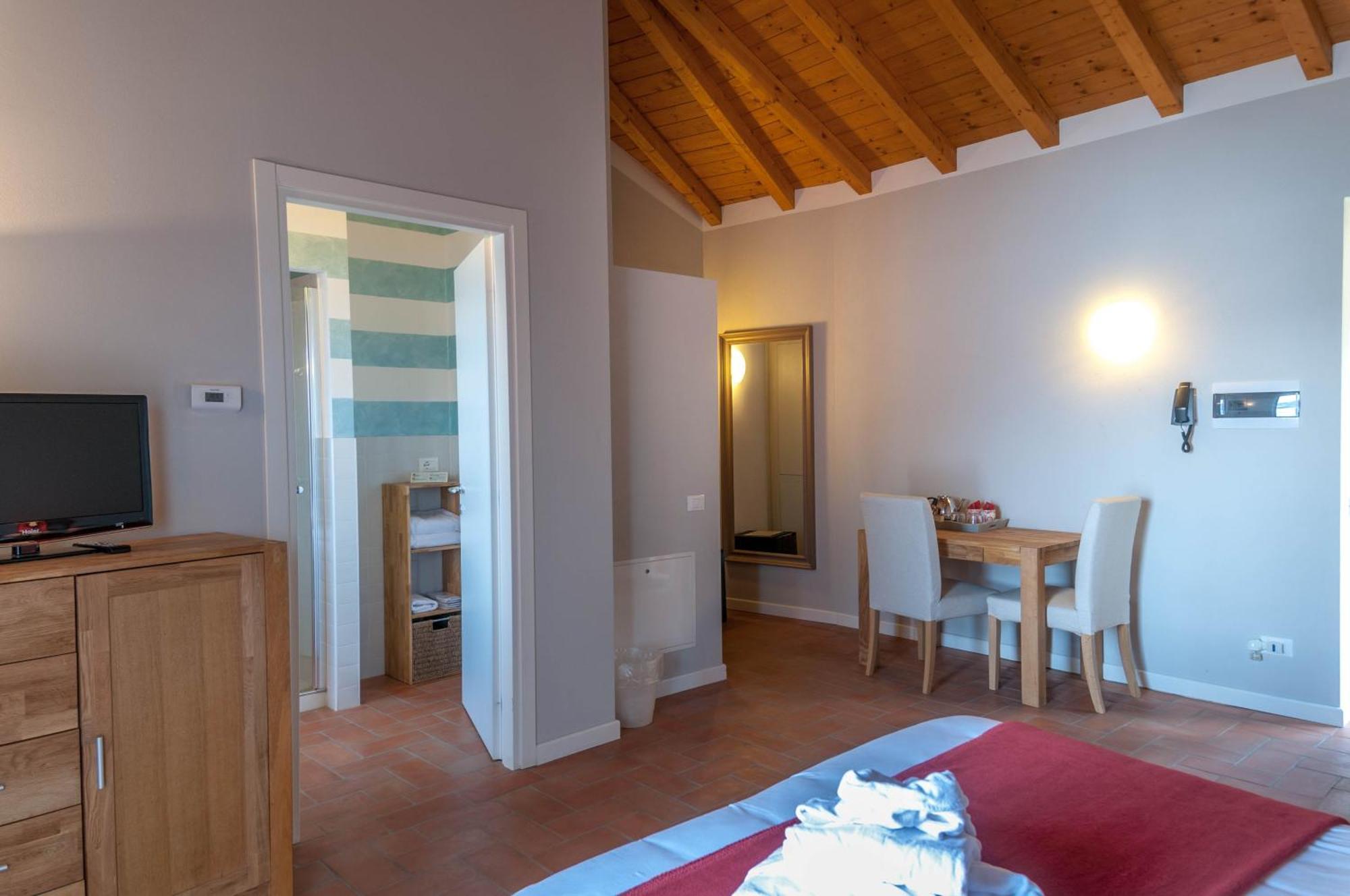 Locanda Pozzetto Laveno-Mombello Cameră foto